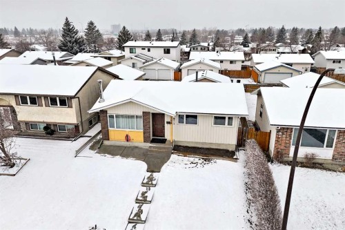 164 Rundlefield Crescent Ne, Calgary, AB - Outdoor