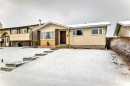 164 Rundlefield Crescent Ne, Calgary, AB  - Outdoor With Facade 