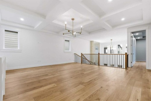 356 Greenwich Drive Nw, Calgary, AB - Indoor Photo Showing Other Room