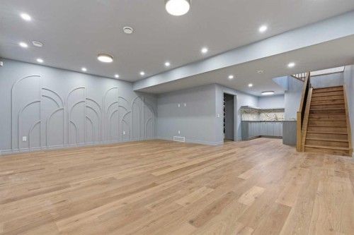 356 Greenwich Drive Nw, Calgary, AB - Indoor Photo Showing Other Room