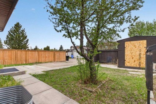 27 Bedford Road Ne, Calgary, AB - Outdoor