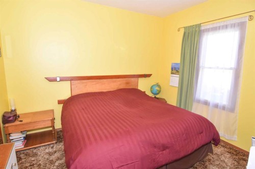 253215 Range Road 280, Delacour, AB - Indoor Photo Showing Bedroom