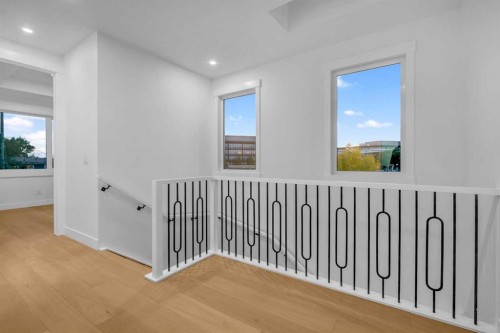 2435 52 Avenue Sw, Calgary, AB - Indoor Photo Showing Other Room