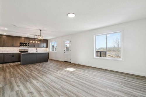 26A Poplar Ridge Close, Didsbury, AB - Indoor Photo Showing Kitchen
