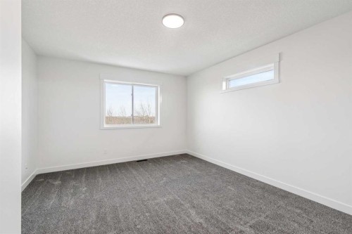 26A Poplar Ridge Close, Didsbury, AB - Indoor Photo Showing Other Room