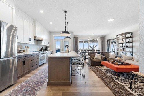 292 Legacy Reach Circle Se, Calgary, AB - Indoor Photo Showing Kitchen With Upgraded Kitchen