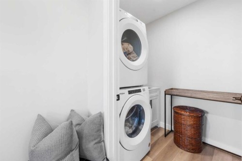 292 Legacy Reach Circle Se, Calgary, AB - Indoor Photo Showing Laundry Room