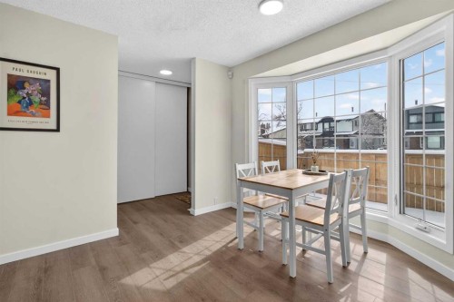 5 Bermuda Lane Nw, Calgary, AB - Indoor Photo Showing Dining Room