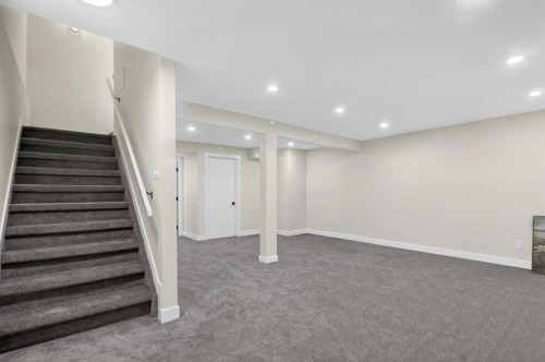 5 Bermuda Lane Nw, Calgary, AB - Indoor
