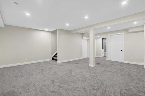 5 Bermuda Lane Nw, Calgary, AB - Indoor Photo Showing Basement