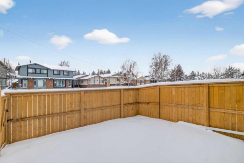 5 Bermuda Lane Nw, Calgary, AB - Outdoor