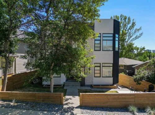 809 Drury Avenue Ne, Calgary, AB - Outdoor