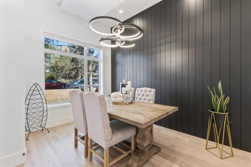 809 Drury Avenue Ne, Calgary, AB - Indoor Photo Showing Dining Room