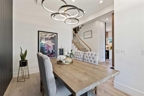 809 Drury Avenue Ne, Calgary, AB - Indoor Photo Showing Dining Room