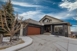 122 Gleneagles Landing Cochrane, AB T4C 1W3