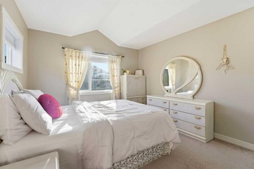 427 Redstone View Ne, Calgary, AB - Indoor Photo Showing Bedroom