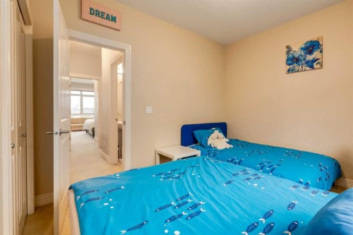 172 Rockyledge View Nw, Calgary, AB - Indoor Photo Showing Bedroom