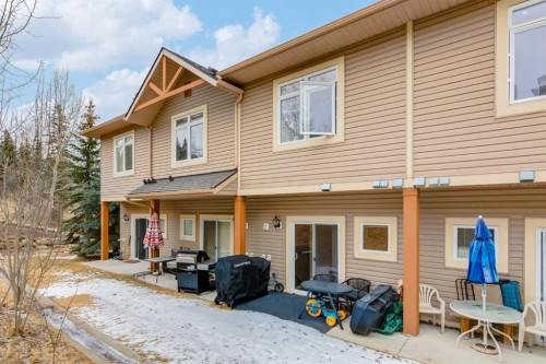 172 Rockyledge View Nw, Calgary, AB - Outdoor With Deck Patio Veranda With Exterior