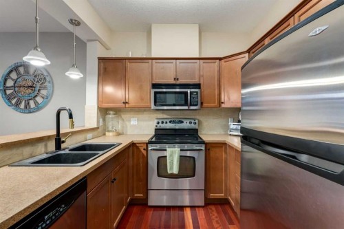 172 Rockyledge View Nw, Calgary, AB - Indoor Photo Showing Kitchen With Double Sink