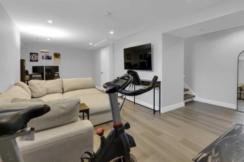 78-740 Bracewood Drive Sw, Calgary, AB - Indoor