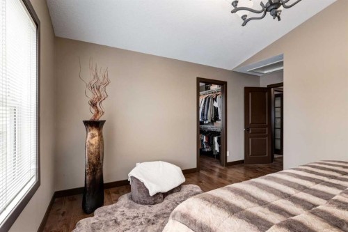 4 Copperpond Grove Se, Calgary, AB - Indoor Photo Showing Bedroom