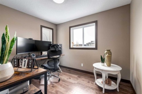 4 Copperpond Grove Se, Calgary, AB - Indoor Photo Showing Office