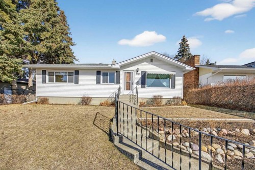 1124 31 Avenue Nw, Calgary, AB - Outdoor