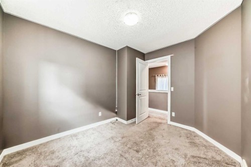 172 Morningside Manor Sw, Airdrie, AB - Indoor Photo Showing Other Room