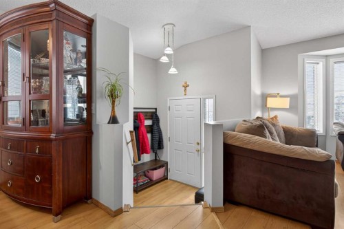 173 Martin Crossing Crescent Ne, Calgary, AB - Indoor