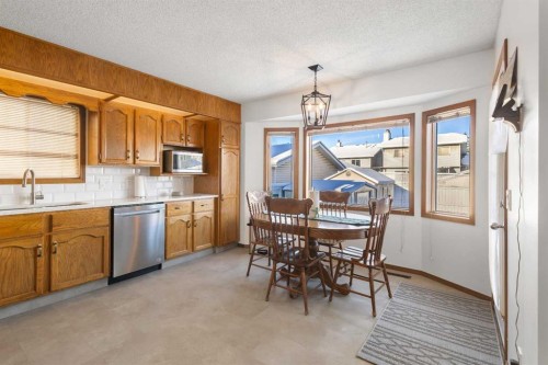 70 Pasadena Gardens Ne, Calgary, AB 