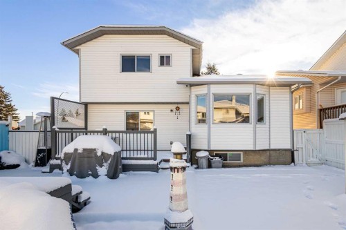 70 Pasadena Gardens Ne, Calgary, AB 
