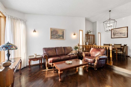 70 Pasadena Gardens Ne, Calgary, AB 