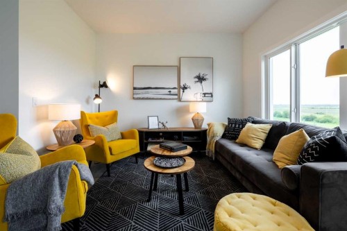304 Edgefield Close, Strathmore, AB - Indoor Photo Showing Living Room