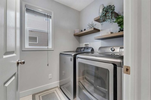 199 Hawkmere Road, Chestermere, AB - Indoor Photo Showing Laundry Room
