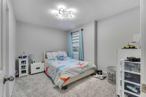 199 Hawkmere Road, Chestermere, AB - Indoor Photo Showing Bedroom