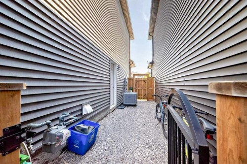 59 Wolf Hollow Way Se, Calgary, AB - Outdoor