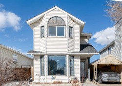 126 Erin Road SE Calgary, AB T2B 2W8