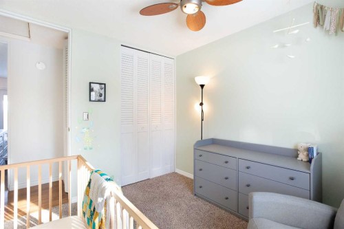 1012 Hunterston Hill Nw, Calgary, AB - Indoor