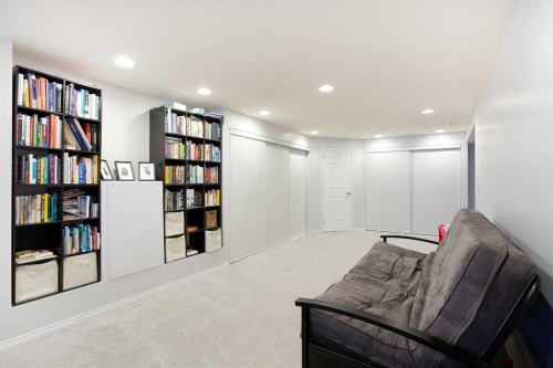 1012 Hunterston Hill Nw, Calgary, AB - Indoor