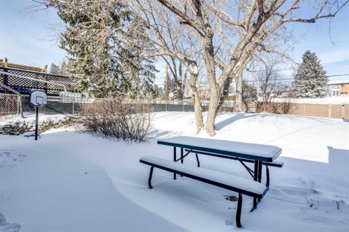 1012 Hunterston Hill Nw, Calgary, AB - Outdoor