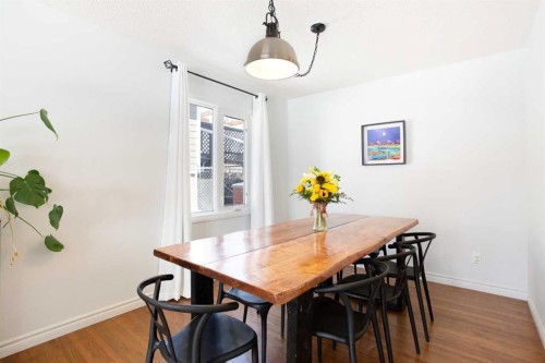1012 Hunterston Hill Nw, Calgary, AB - Indoor Photo Showing Dining Room