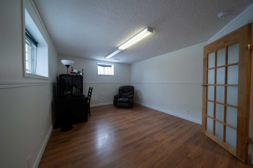 11 Arbour Stone Crescent Nw, Calgary, AB - Indoor Photo Showing Other Room