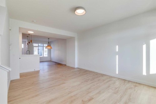 2425 Creeker Lane, Airdrie, AB - Indoor Photo Showing Other Room