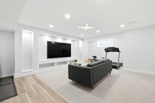 83 Nolanfield Court Nw, Calgary, AB - Indoor