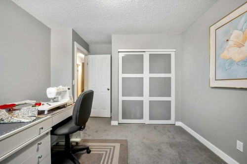 44 Deerbrook Crescent Se, Calgary, AB - Indoor Photo Showing Office