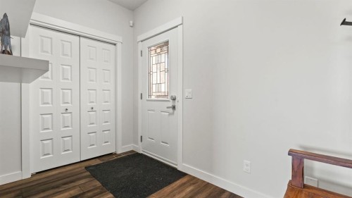 69 Sundown Grove, Cochrane, AB - Indoor Photo Showing Other Room