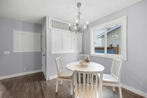 23 Edgedale Road Nw, Calgary, AB - Indoor Photo Showing Dining Room