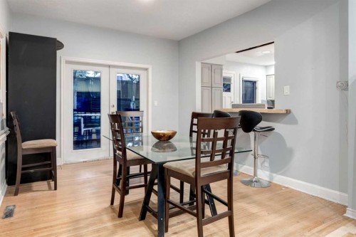 1424 Premier Way Sw, Calgary, AB - Indoor Photo Showing Dining Room