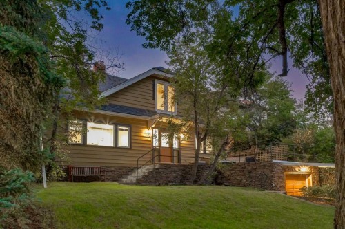 1424 Premier Way Sw, Calgary, AB - Outdoor