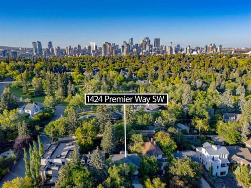 1424 Premier Way Sw, Calgary, AB - Outdoor With View